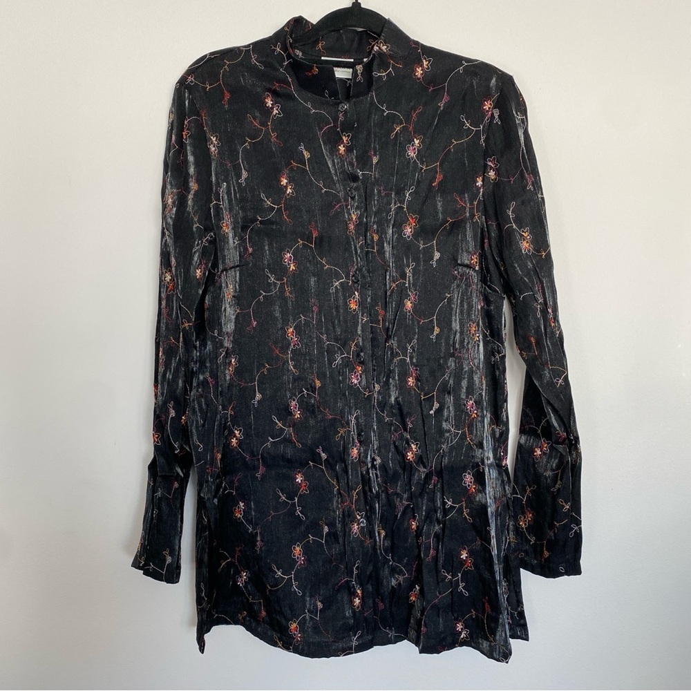 Liz Claiborne Black Floral Button Down Shirt